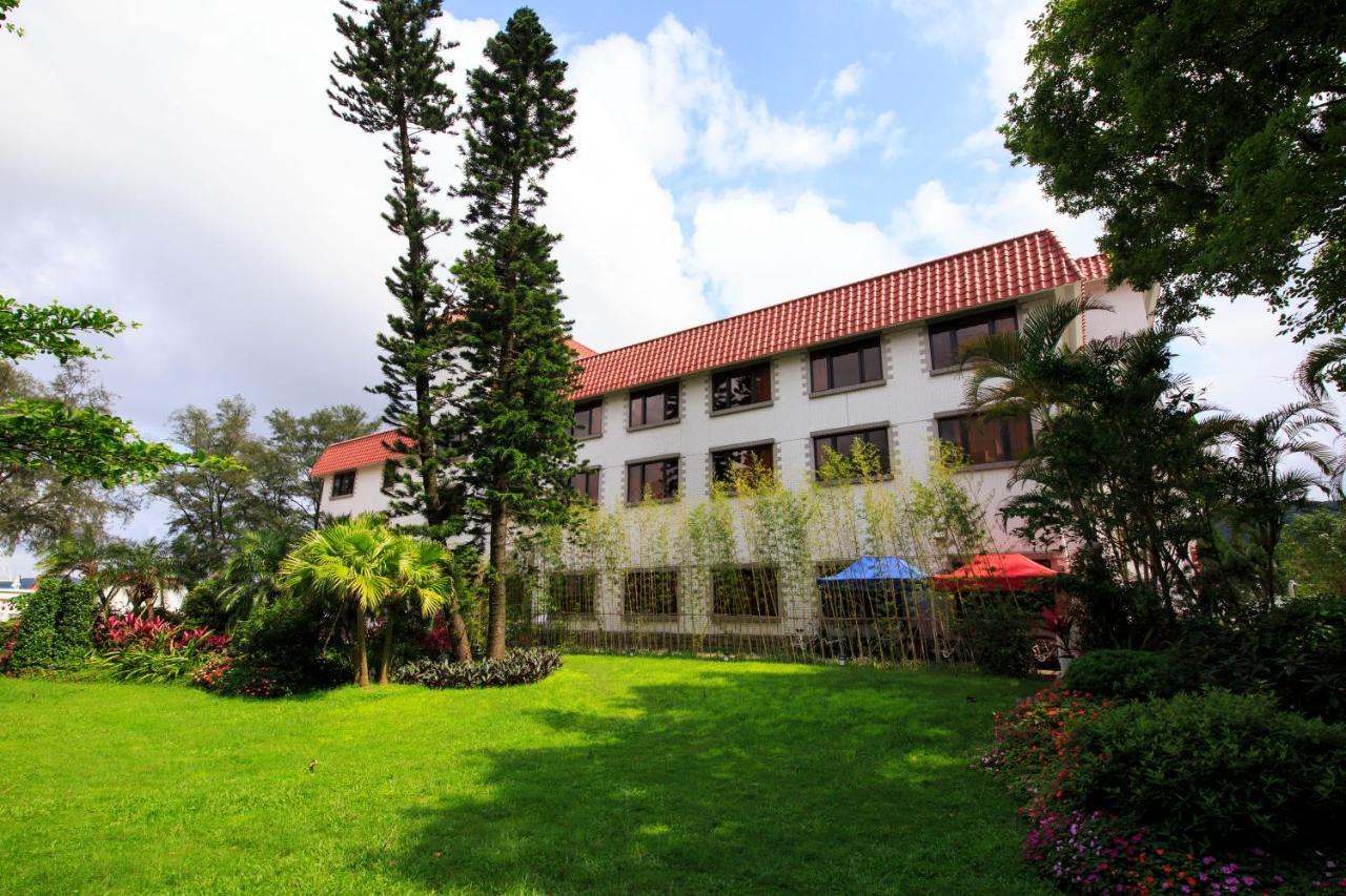 Silvermine 4*